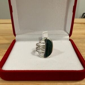 Peruvian Silver Green Stone Statement Ring – Size 7, NWOT